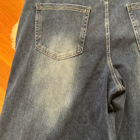 Halara wide leg flex denim jeans - Picture 5 of 13